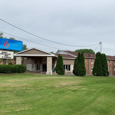 Studio 6 Rockford Exterior photo